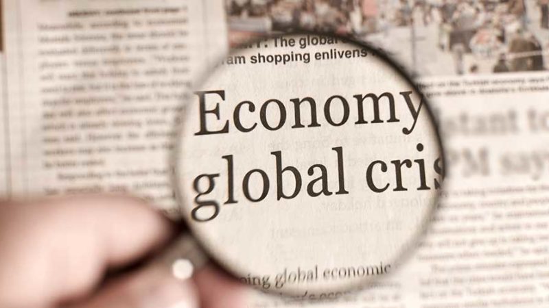 L’arresto dell’economia globale ha dato il via a una crisi di molteplici dimensioni: Sociali ed Economiche