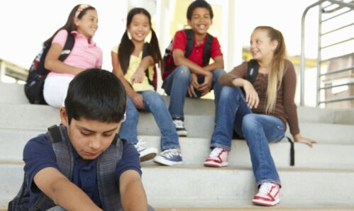 La discriminazione è endemica tra gli adolescenti latinoamericani e non solo
