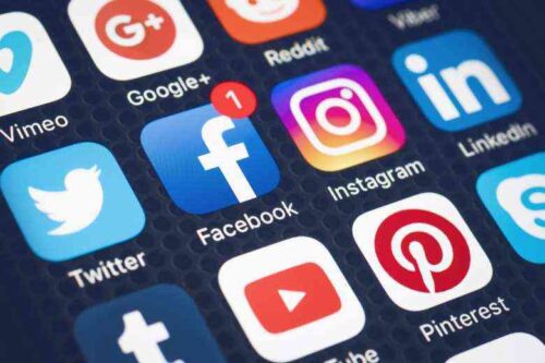 Le odierne tecnologie possono a volte creare disagi nei più giovani e creare gravi problemi di isolamento