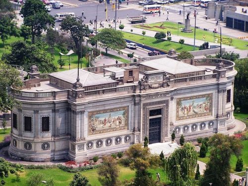 Gli Italiani Residenti in Perù – Al Popolo che Li Ospita. Il Primo Centenario della Conquistata Indipendenza MCMXXI